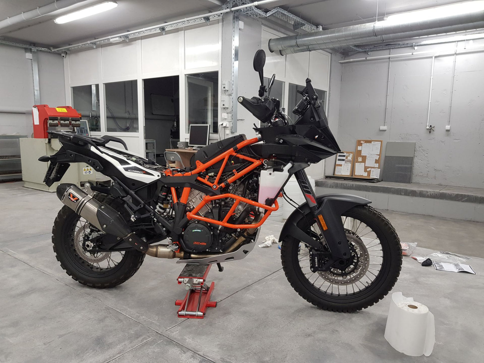 KTM 1090 Adventure R intake system minor safety mods Perunmoto