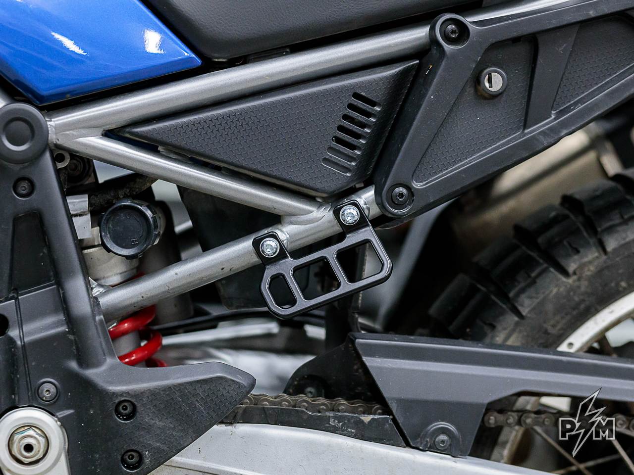 Perun moto Aprilia Tuareg Tie-down brackets - 2