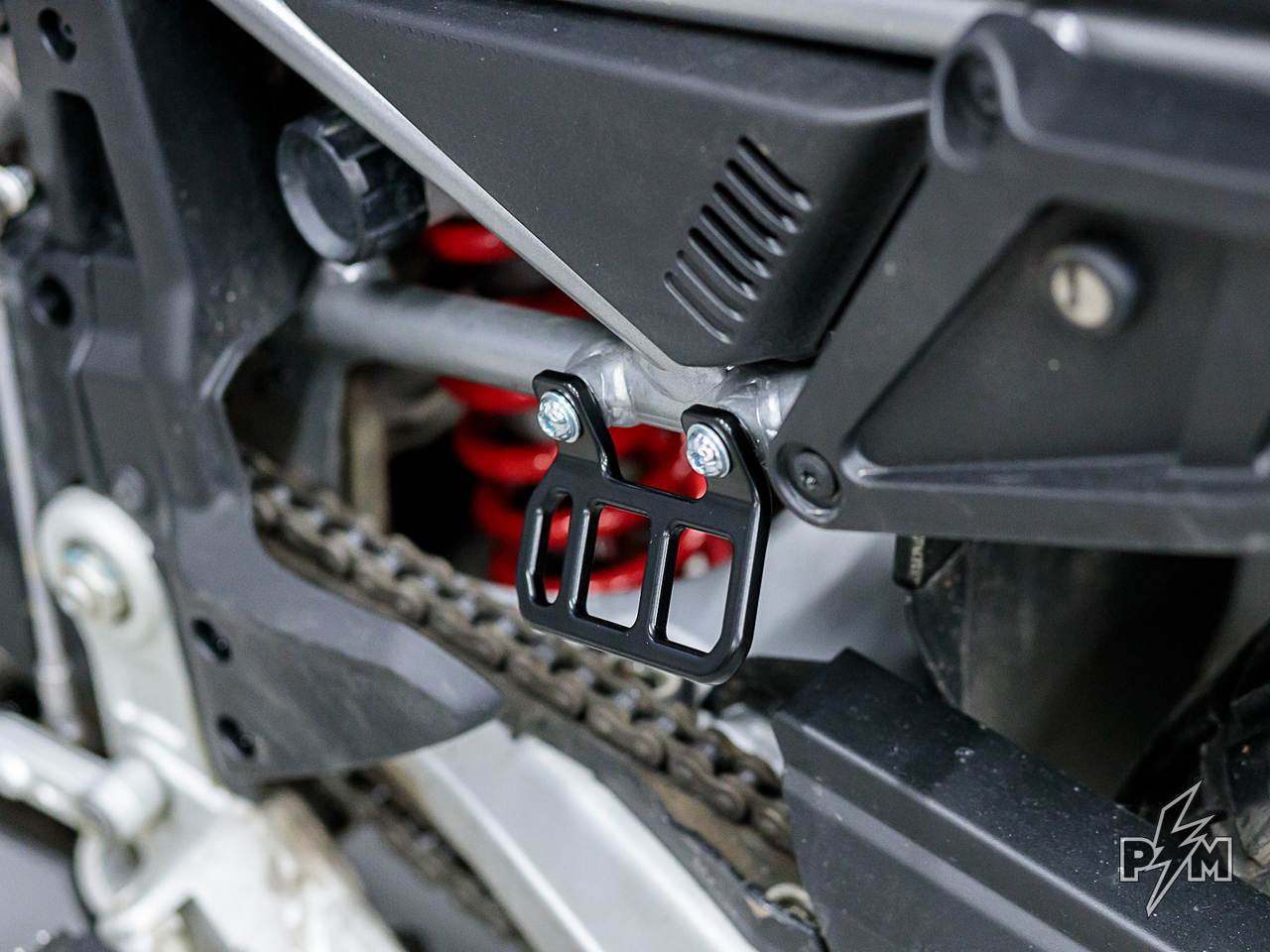 Perun moto Aprilia Tuareg Tie-down brackets - 3